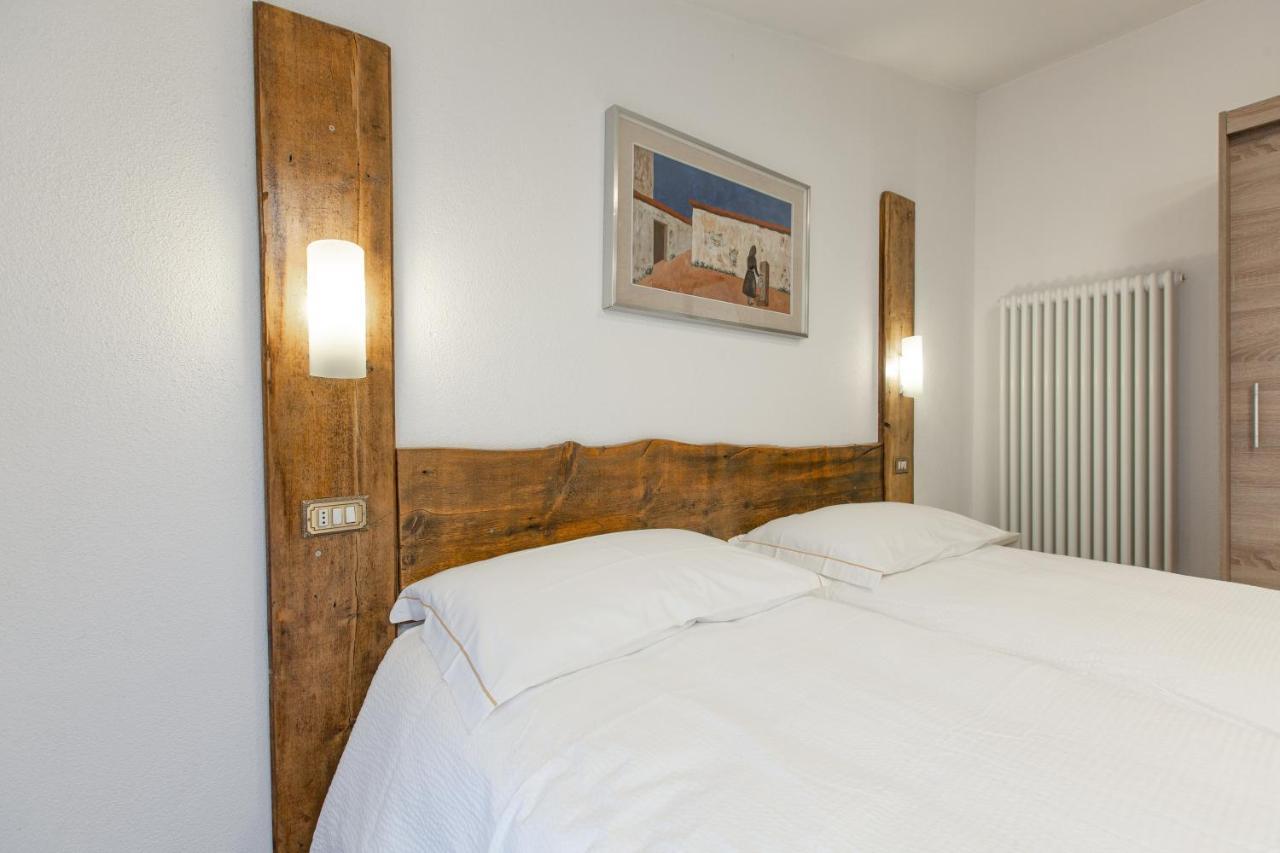 Hotel Biancospino Lanzada エクステリア 写真