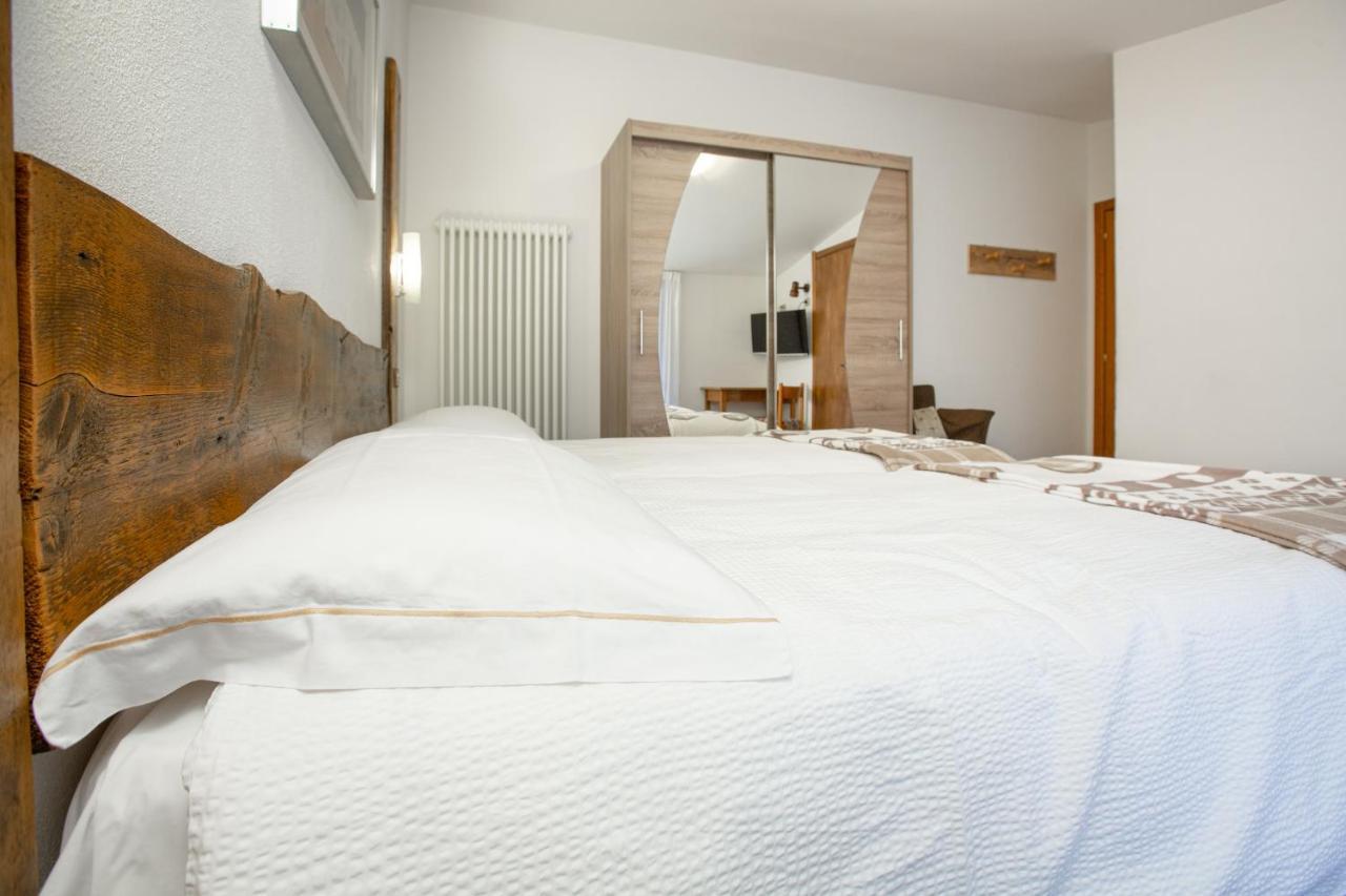 Hotel Biancospino Lanzada エクステリア 写真