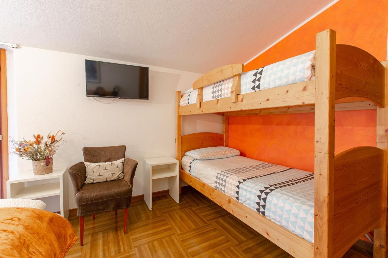 Hotel Biancospino Lanzada エクステリア 写真