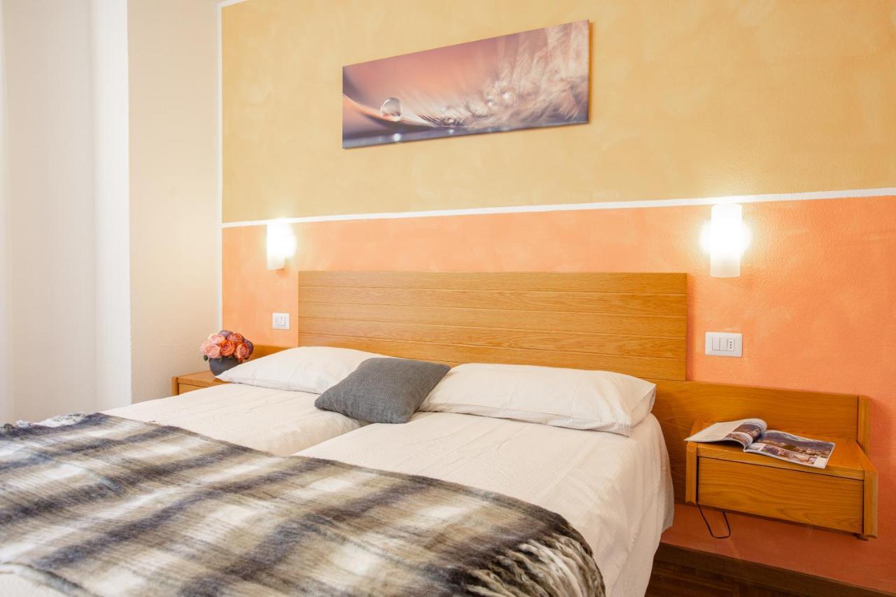 Hotel Biancospino Lanzada エクステリア 写真