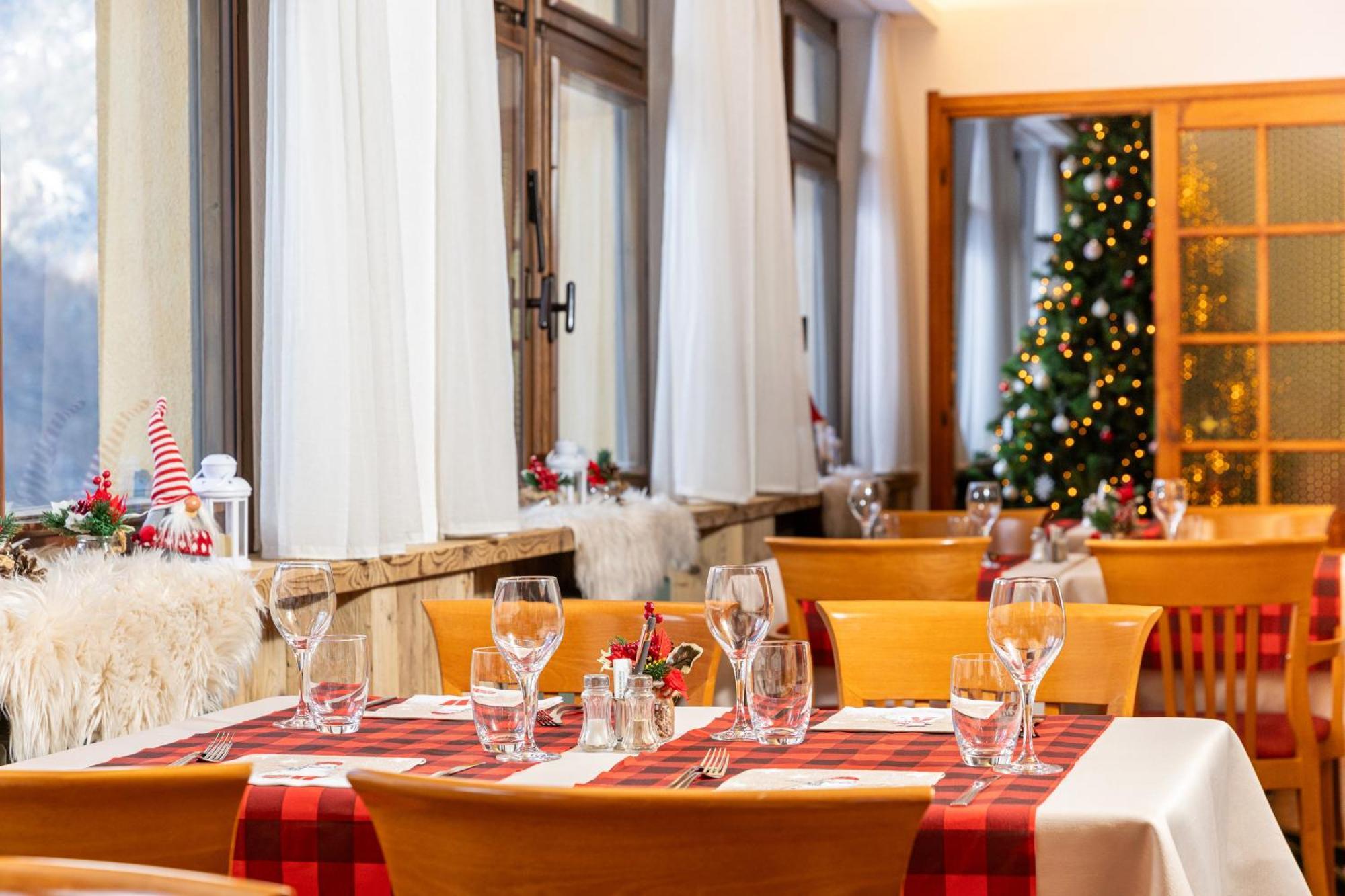 Hotel Biancospino Lanzada エクステリア 写真